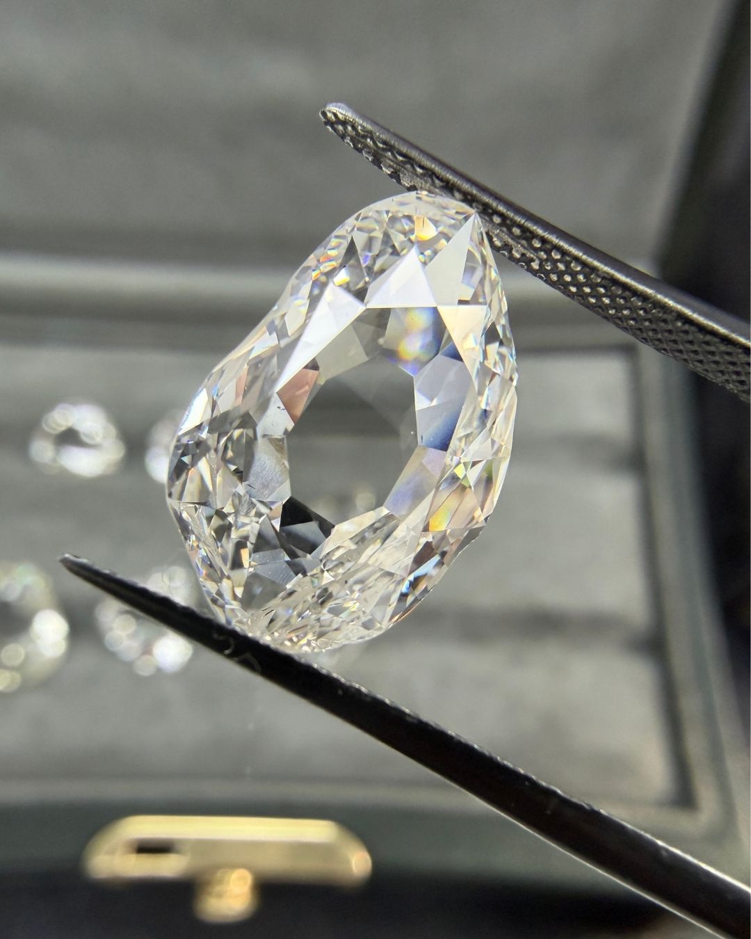 Mughal cut diamond. (Courtesy of Veronica Szalas Valentine)