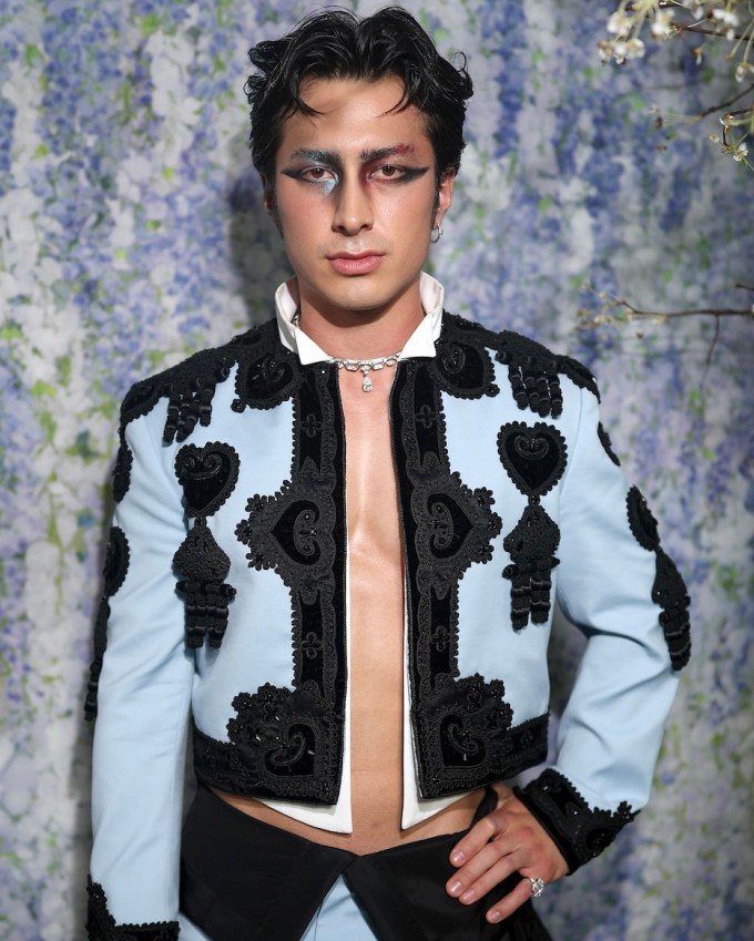 Heated Rivalry Hudson Williams attends the 2026 Met Gala Men's Diamond Jewelry
