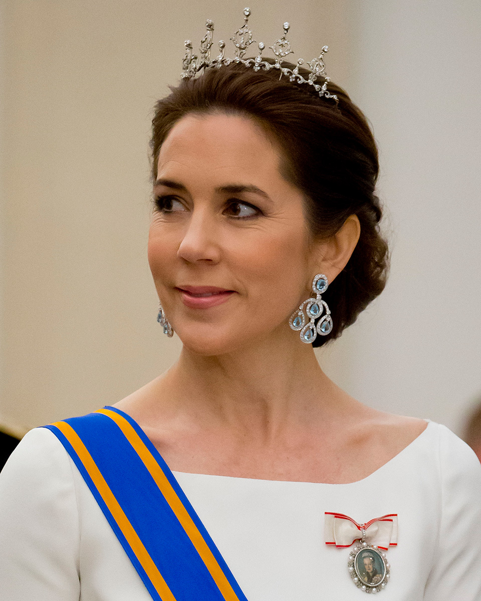Crown Princess Mary of Denmark attends a State Banquet at Christiansborg Palace during the state visit of the King and Queen of the Netherlands on March 17, 2015 in Copenhagen, Denmark.