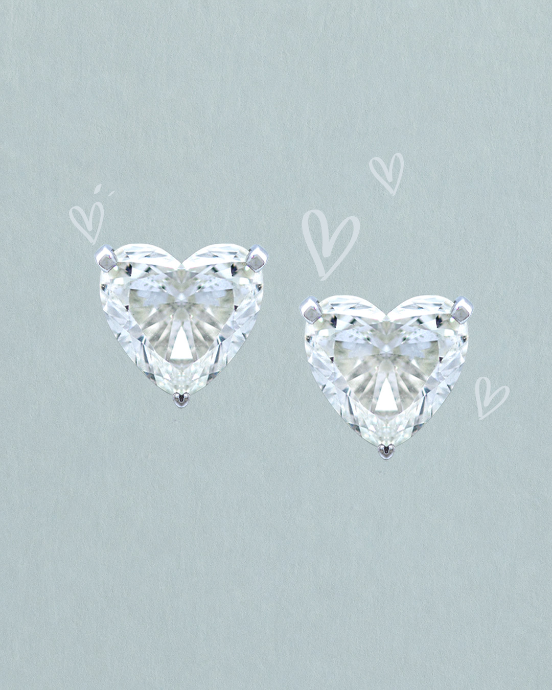 Heart-shaped natural diamond stud earrings