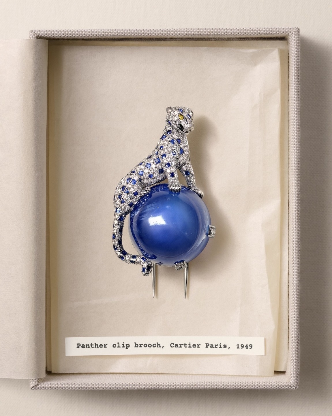 Jeanne Toussaint Diamond and Sapphire Cartier Panthère clip brooch, sold to the Duchess of Windsor, 1949. (Courtesy of Cartier)