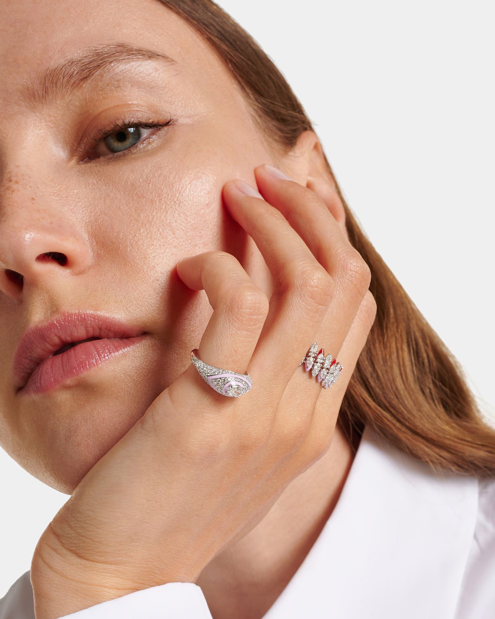 Kaymen Jewelry Oval Eye 18kt white gold and enamel ring with diamonds