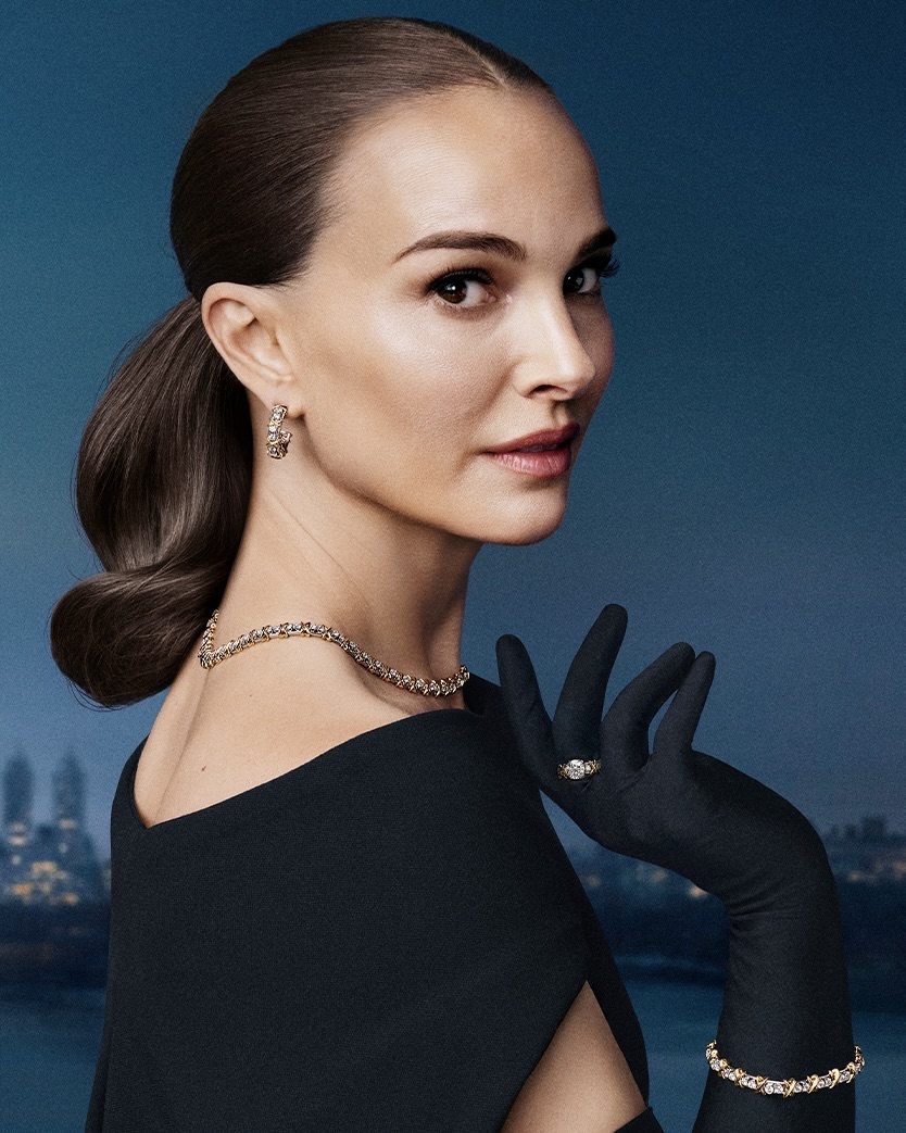 Natalie Portman wears the Tiffany Sixteen Stone Ring in its new solitaire setting. (Courtesy of Tiffany & Co.)