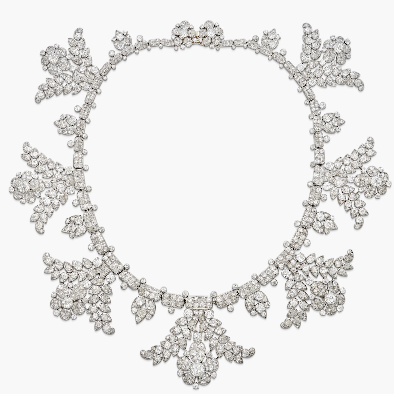 Cartier diamond necklace in Sotheby's New York High Jewelry Sale 
