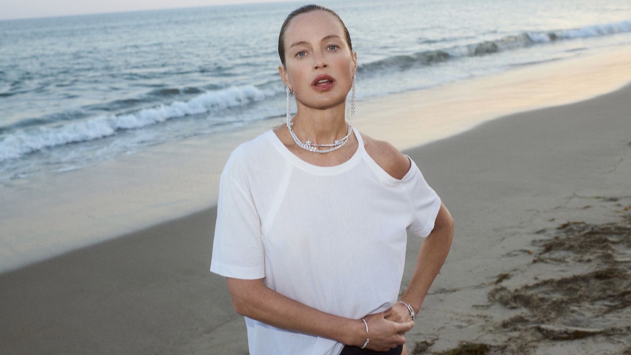 Supermodel Carolyn Murphy wears VAN CLEEF & ARPELS HIGH JEWELRY and Chanel High Jewelry