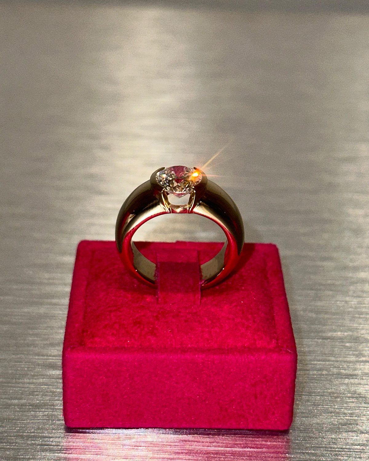 Dua Lipa's engagement ring