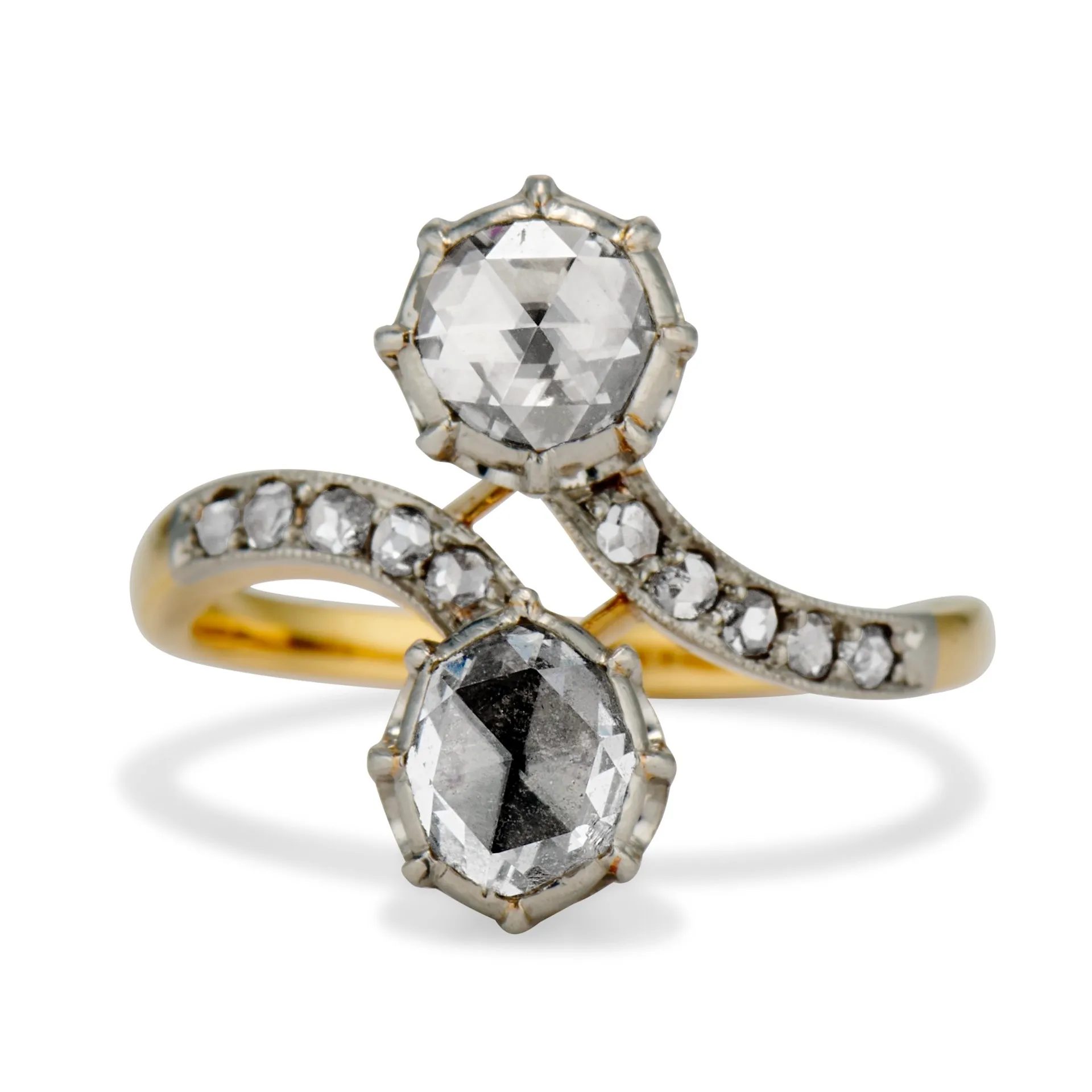 nontraditional engagement rings: toi et moi ring