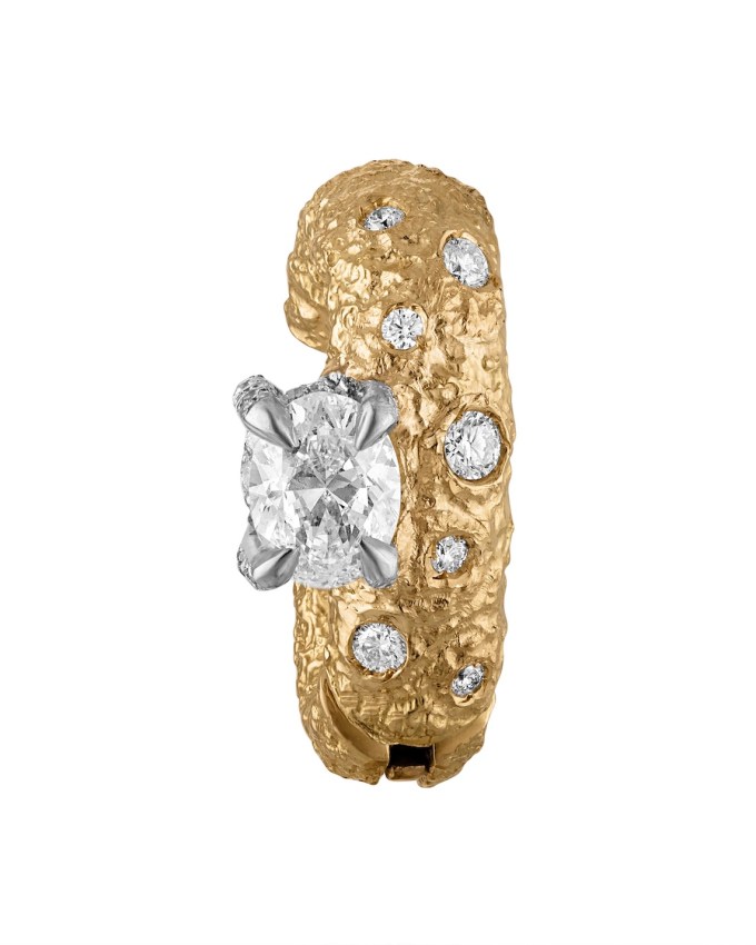 Chloë Sevigny 2024 Met Gala Earring Ana Khouri 1-carat Oval White Diamond in a White Diamond Setting featured on an 18-karat Gold Raw Ear Cuff