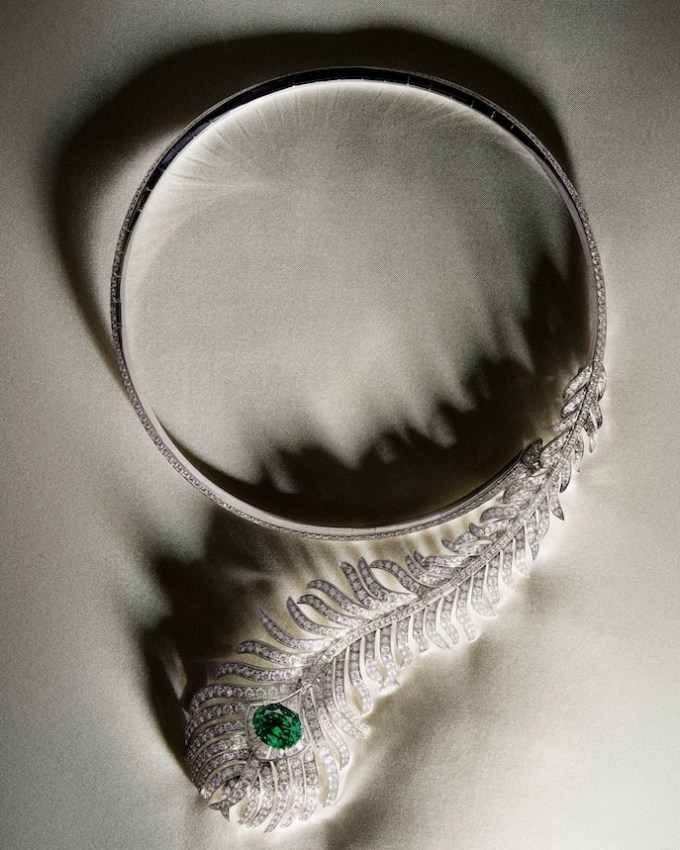 Feather Jewelry Boucheron Question Mark Plume de Paon Diamond Feather Necklace