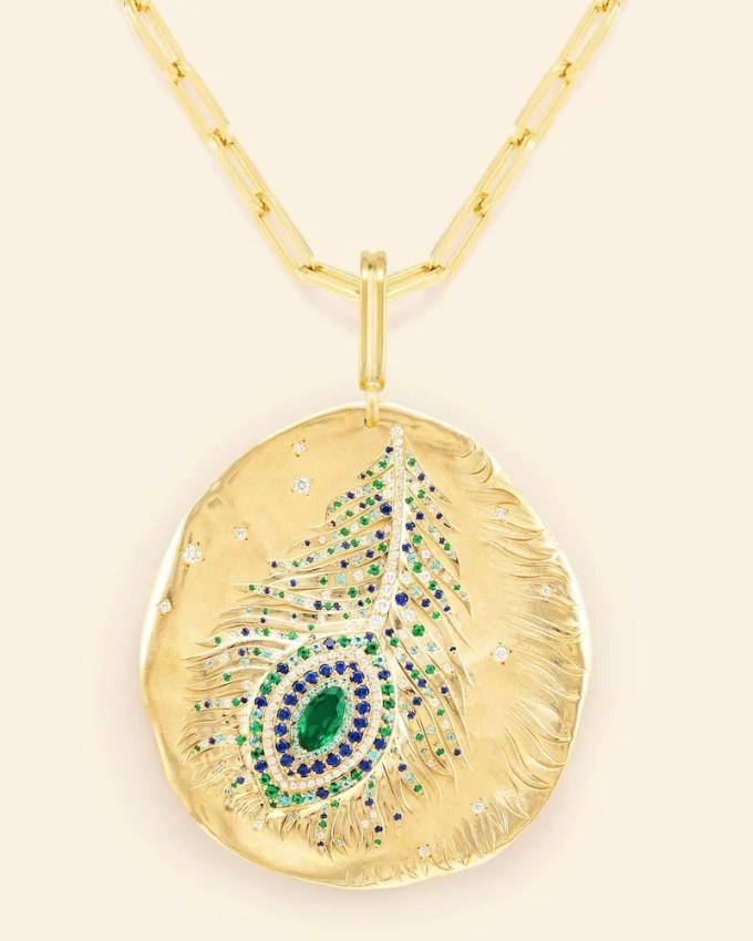 diamond feather jewelry Mellerio Talisman Medal Paon