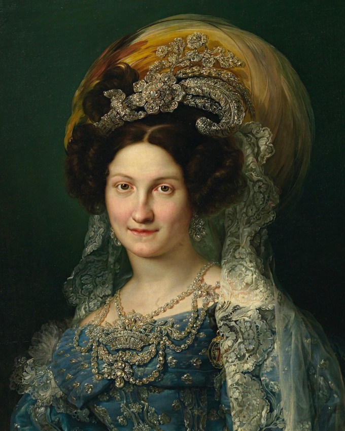 History of Diamond Feather Jewelry Aigrette María Cristina de Borbón-Dos Sicilias (Maria Christina of the Two Sicilies) Painted by Vicente López Portaña in 1830.