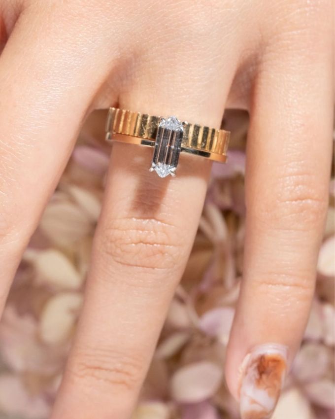 Point No Point Studio 1.01 Carat Clear Hexagon Cut Diamond Engagement Ring