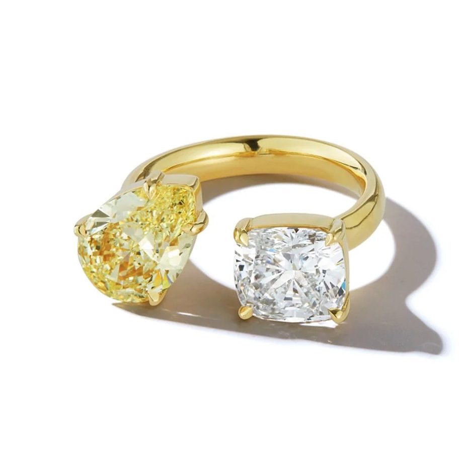 nontraditional engagement rings: toi et moi ring